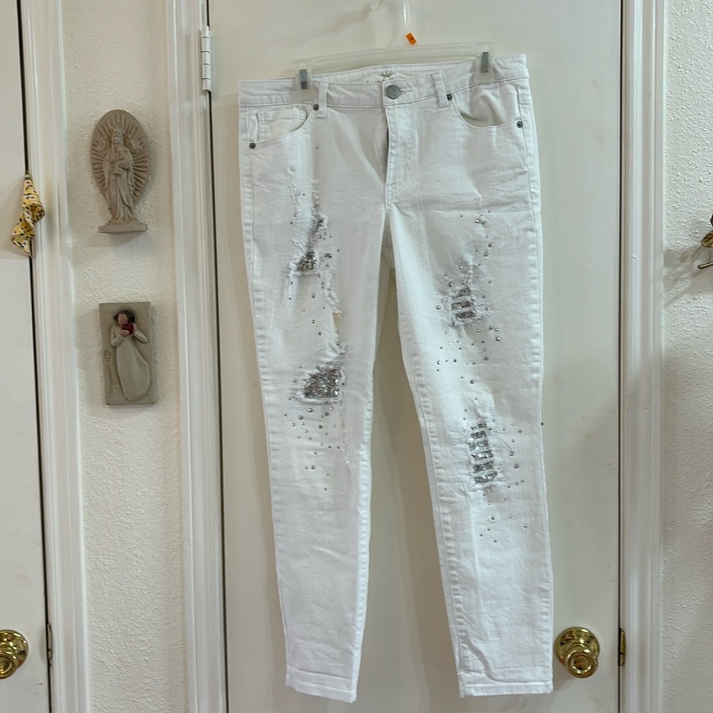 White Hip Hugger Fancy Jeans
